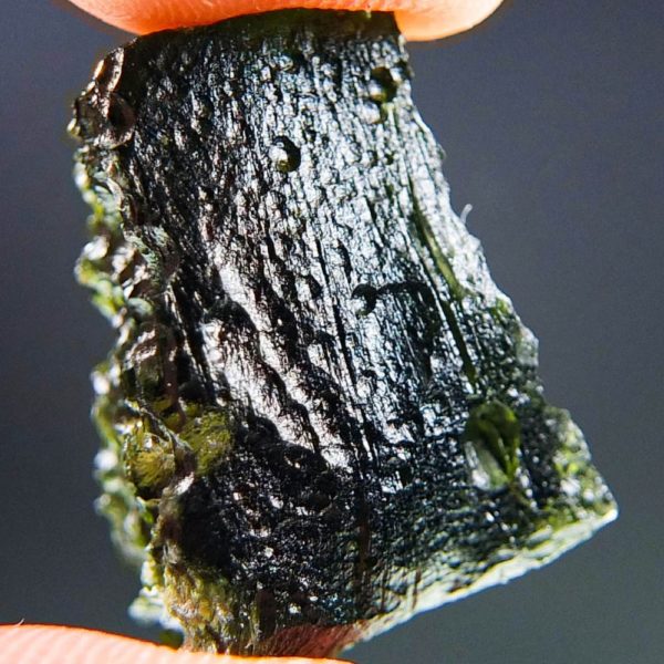 two kinds of sculpture dark moldavite with certificate of authenticity (5.28grams) 4