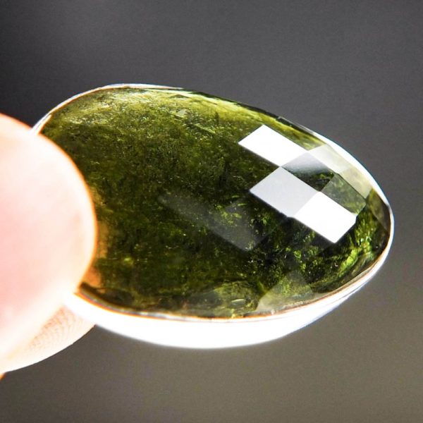 beautiful faceted shape moldavite pendant with certificate of authenticity (7.25grams) 5